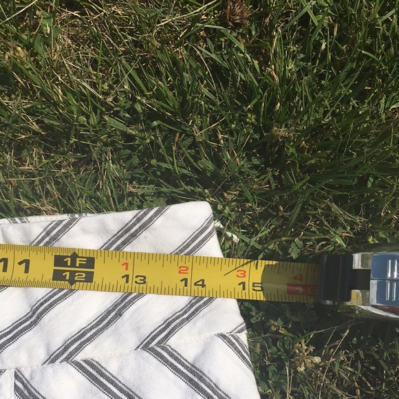 EUC Ann Taylor loft white gray striped skirt - Picture 7 of 12